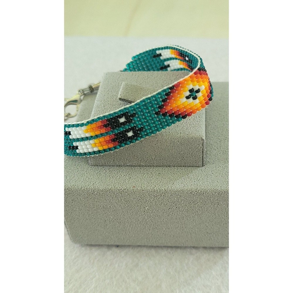 Handmade Teal Seed Bead Bracelet Eagle Feather Pattern Southwestern 6"